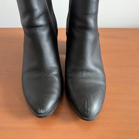 Nisolo Heeled Chelsea Boot Black, Size 7 - Picture 4 of 7